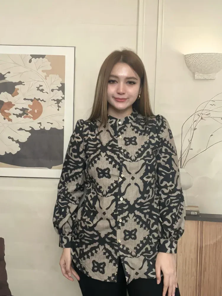 FADFAD Fashion new temperament print thin sunscreen shirt women loose slim this year's popular shirt