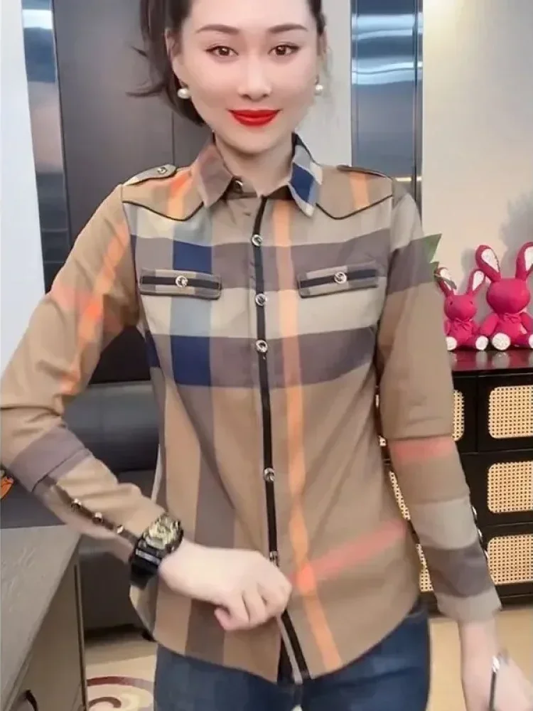 FADFAD Atasan kemeja berkerah polo lengan panjang dan motif kotak kotak