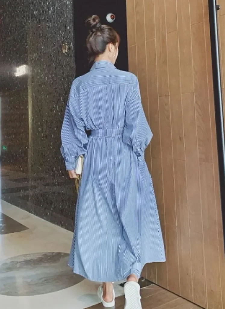[DISKON KILAT]CHICMORE (jasmine live exclusive)【ready stock】fadfad - gaun kemeja wanita lengan panjang motif garis - kerah kemeja stylish & tali pinggang elegan - desain unik, nyaman dipakai untuk santai & pergi