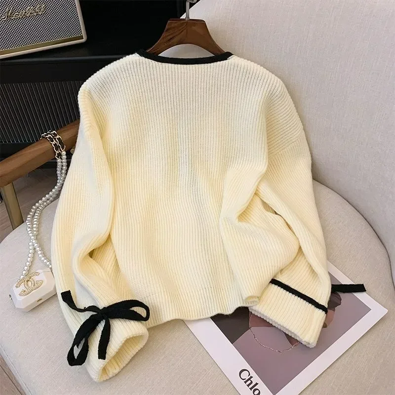 [READY STOCK]CHICMORE Atasan leher v-neck kardigan ramping lengan panjang untuk wanita