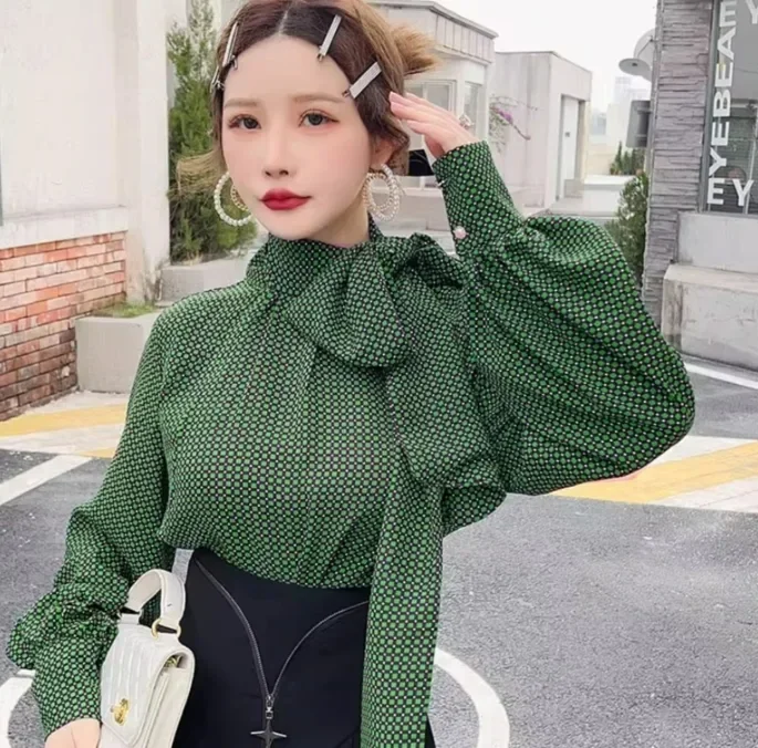 FADFAD Atasan kemeja bermotif dengan lengan panjang untuk wanita