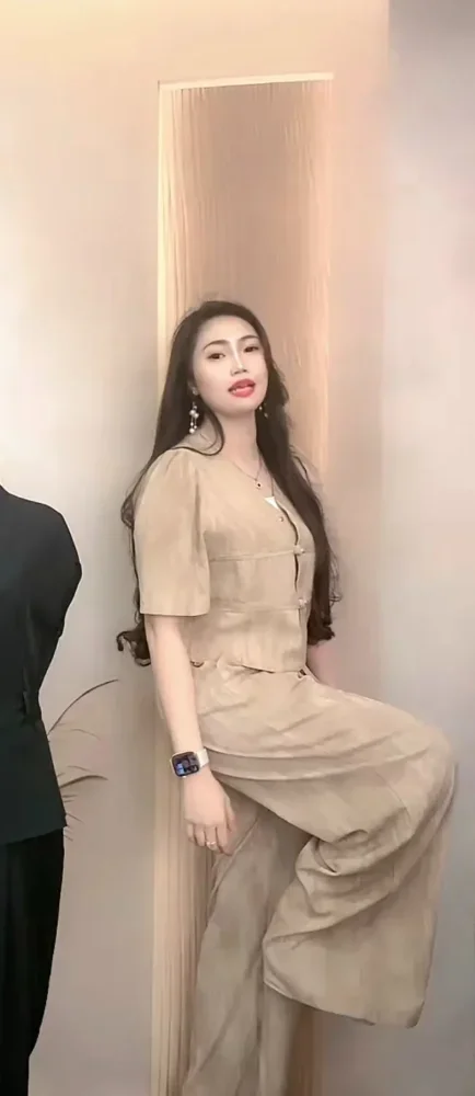 FADFAD Setelan atasan lengan pendek + celana panjang bermotif dengan gaya kasual untuk wanita