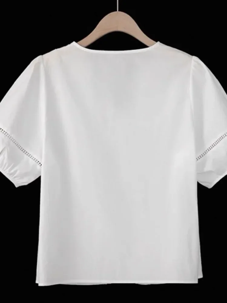 CHICMORE Atasan wanita lengan pendek dengan kerah v neck minimalis