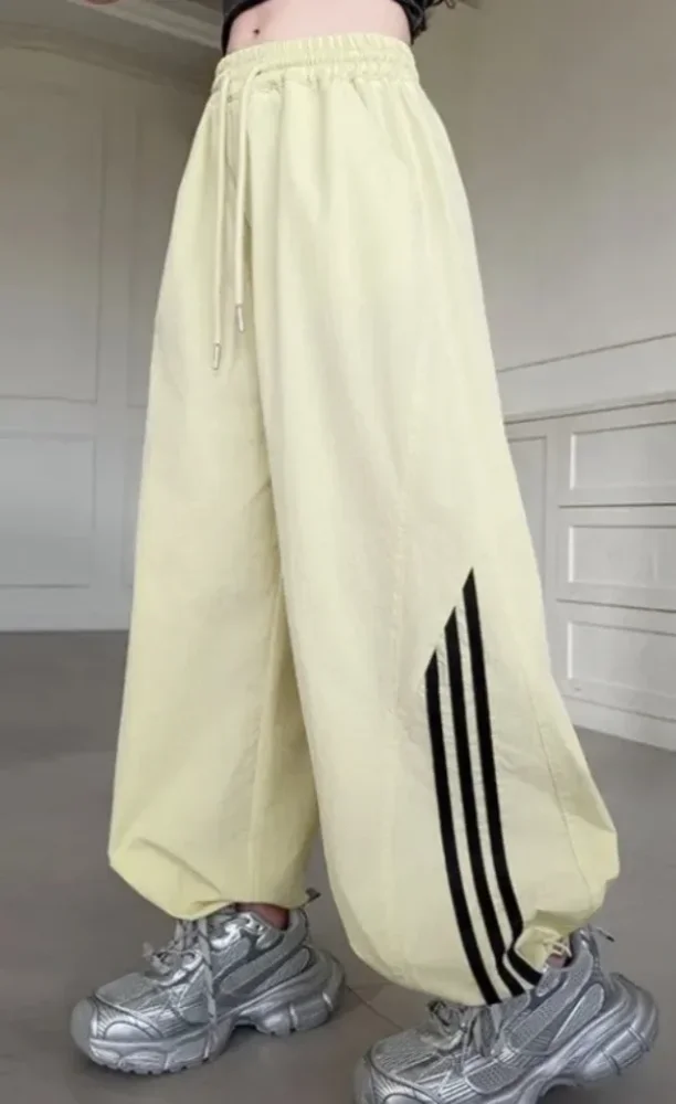 [DISKON KILAT]CHICMORE Buket kaki striped celana santai musim panas tipis versi korea baju pendek fashion celana olahraga kering cepat