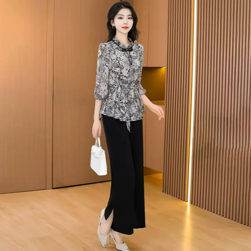 FADFAD Setelan dua potong mewah desain kancing simpul untuk wanita