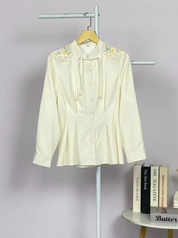 [DISKON KILAT]FADFAD Atasan wanita lengan panjang dengan desain bunga di bagian bahu dan pinggang pas.