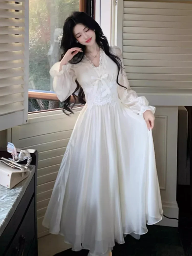 [DISKON KILAT]CHICMORE Gaun wanita dengan kerah leher v-neck lengan panjang gaya kasual