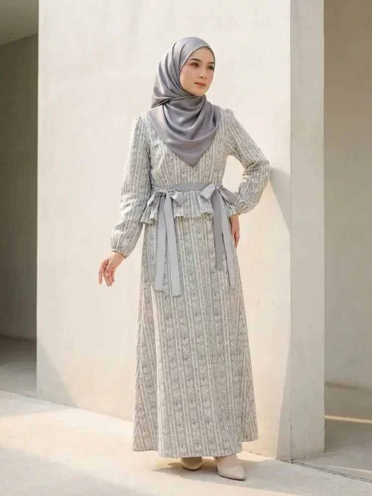 [DISKON KILAT]ASAYA Kemeja lengan panjang dengan kerah bulat dan pita dasi bermotif elegan, dipadukan dengan rok panjang bermotif vintage, set dua potong